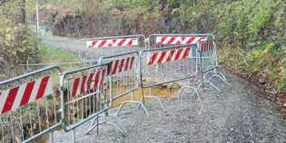 San Cresci (Borgo). Chiusa per frana la strada di Seggiano