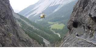 Vernio. Torna a casa a piedi dopo volo di 200 metri in auto