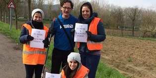 Borgo. Volontari raccolgono 95 Kg di rifiuti lungo la strada. Foto...