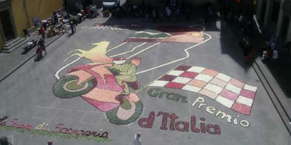 L'Infiorata a Scarperia, le foto di OK!Mugello