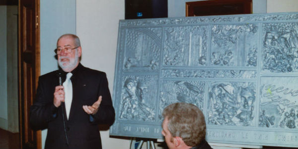 Il Cardinale Piovanelli premiato a Firenze con il 'Filo D'Argento'...