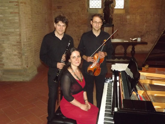 Successo del Trio Liberty in San Francesco. Foto e cronaca...