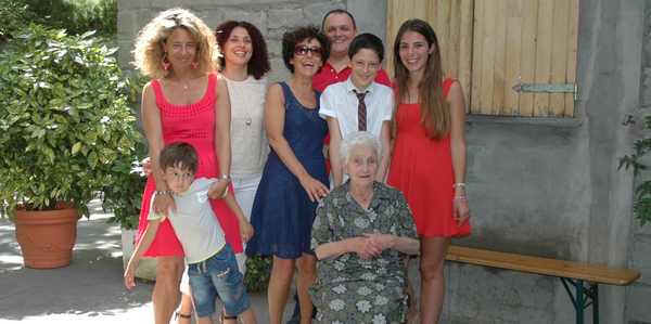 Marradi. I cento anni di Amelia Visani. Auguri della redazione e foto...