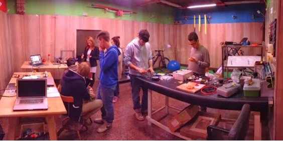 Contea. I ragazzi del Fab Lab ed il loro progetto di stampante 3D