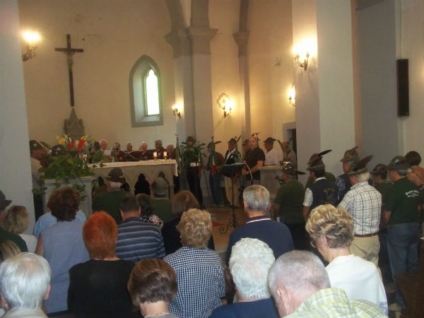 Gli alpini del Mugello e la festa a Casaglia. Cronaca e foto...