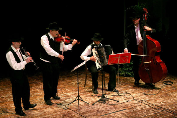 La Camerata dè Bardi suona a Livorno per beneficienza