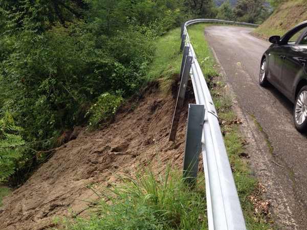 Bomba d'acqua su Marradi. Allagamenti, frane e smottamenti. Foto...