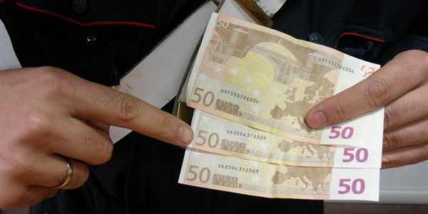 Smerciano banconote false. Arresti a Vicchio e Borgo