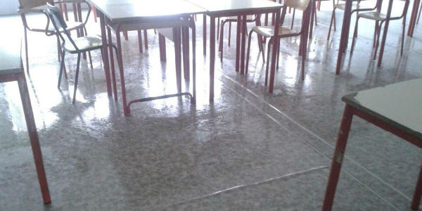 Chino Chini allagato, le foto. Il maltempo entra a scuola a Borgo