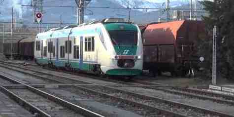 Incendio sul treno. Le domande dei pendolari...