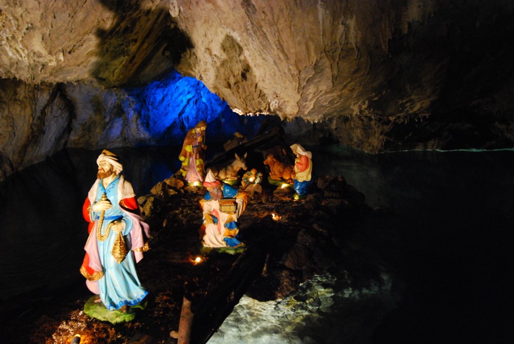 Presepe in grotta. Si apre la 20° edizione...