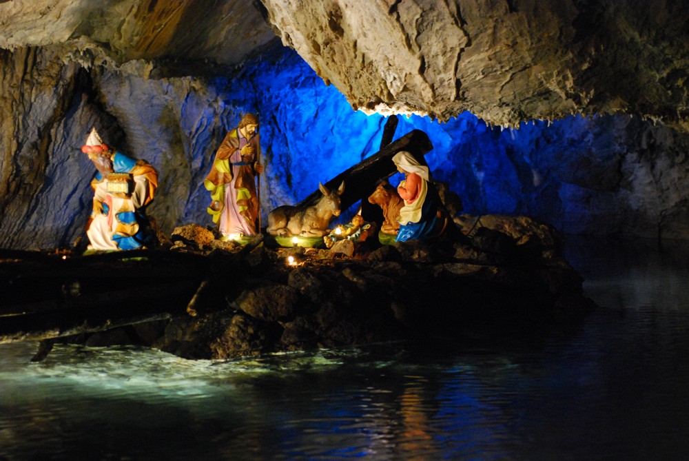 Presepe in grotta. Si apre la 20° edizione...
