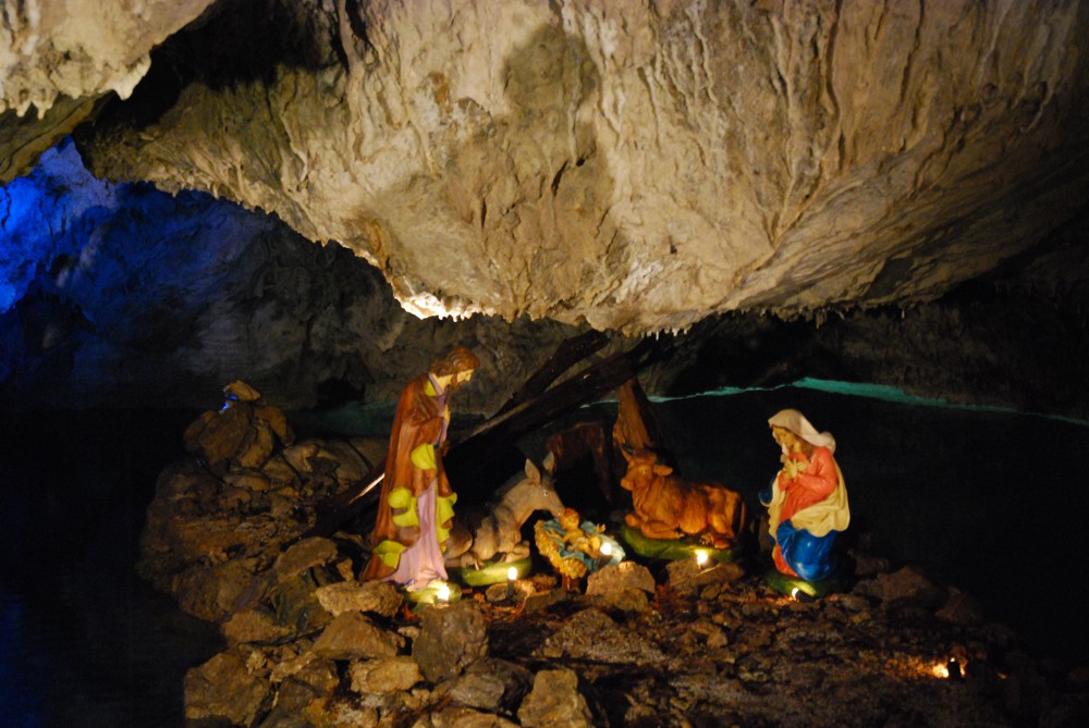 Presepe in grotta. Si apre la 20° edizione...
