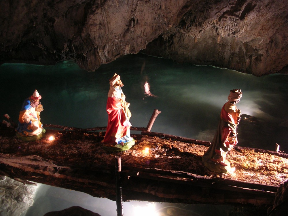Presepe in grotta. Si apre la 20° edizione...
