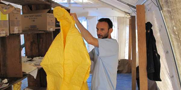 'La mia lotta contro Ebola'. Storie e racconti di Massimo Galeotti