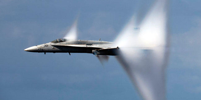 Boato in Mugello. Scuole evacuate, ma sono due jet