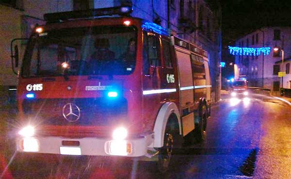 Forza il contatore, perdita e disagi a Borgo.