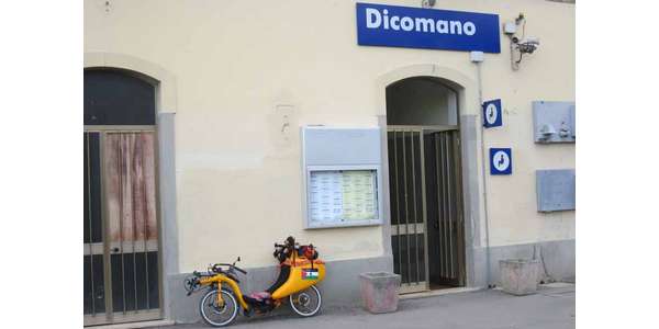 Cycling for Palestine , con un messaggio di pace. Tappa in Mugello