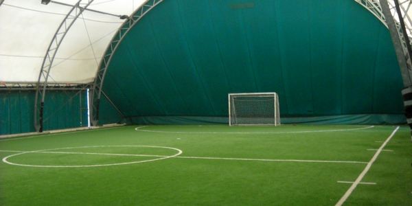 Calcetto nei campi da tennis? lavori in corso a Dicomano