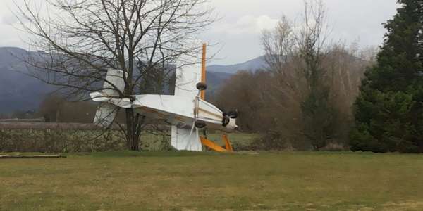 Anche un aereo travolto dal vento. Foto della settimana