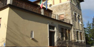 Strade chiuse e caduta tegole. Bimbi prigionieri a scuola a Vaglia