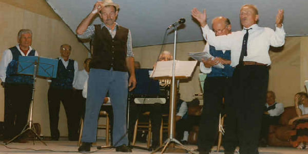 Stornelli e racconti in ottava rima a Borgo...