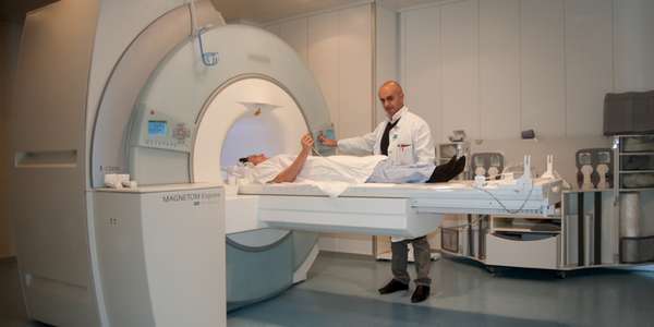 Le 'Risonanze' per i malati dell'ospedale? Alla Misericordia