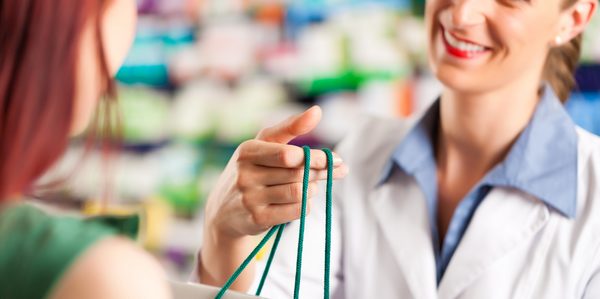 Anche in farmacia la... spesa sospesa. Si allarga progetto a Borgo