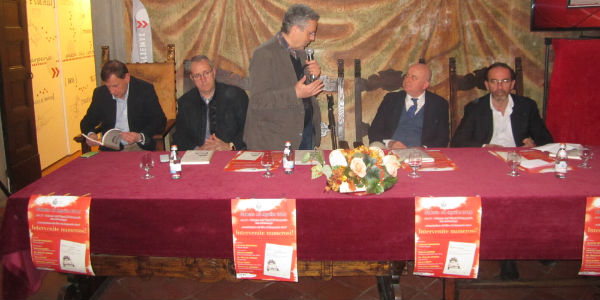 Tra Casa del Popolo e sacrestia. Presentato il libro di Alessandro Sarti