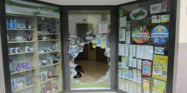 Furto con spaccata a Borgo San Lorenzo