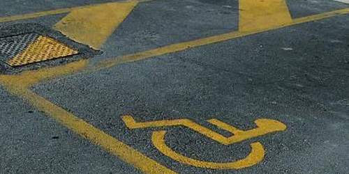 Disabili. Posto auto 'fai da te' a Luco