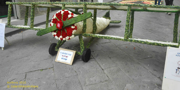 Le foto più belle (e la cronaca) dell'Infiorata di Scarperia