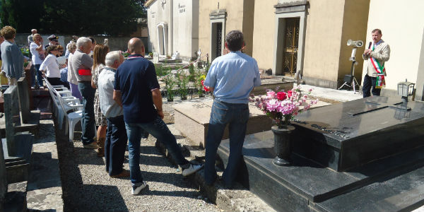 Restituita all’antico splendore la tomba di Giulia Cavicchi a S. Piero. Foto e cronaca