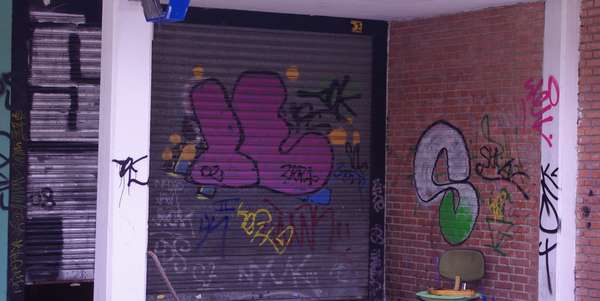 Vandali a Scarperia. Beccati 4 ragazzi, uno minorenne