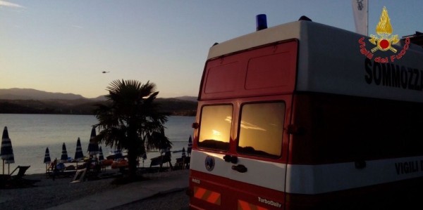 Bilancino. Trovato il cadavere di Mirko, sul fondo del lago