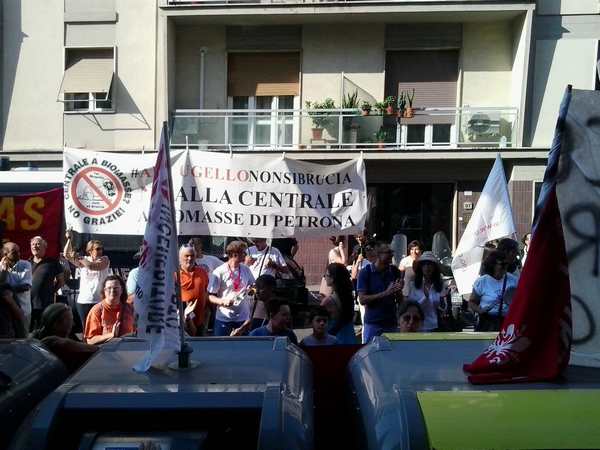 Biomasse. Il Comitato alla manifestazione di Firenze. Le foto