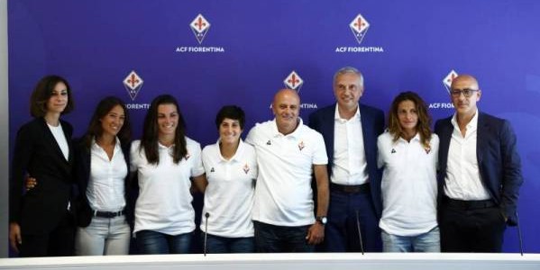 Fiorentina. Presentata la prima squadra femminile