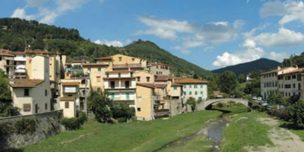 Chiosco nei giardini. Bando a Dicomano