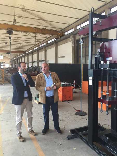 Omoboni visita la M. Ferrero. Dal Mugello sistemi per la pesatura