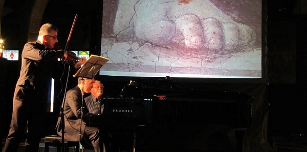 Don Maurizio a Milano per un concerto. E' successo