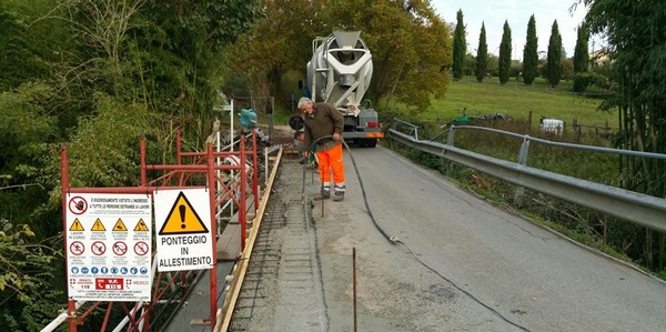 Ponte: lavori in corso a Luco