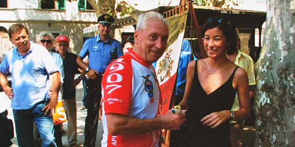 RICORDO DI ADONE CORZI SPORTIVO E VOLONTARIO