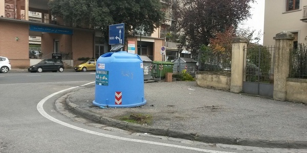 Sostituite le campane bruciate a Borgo. Foto