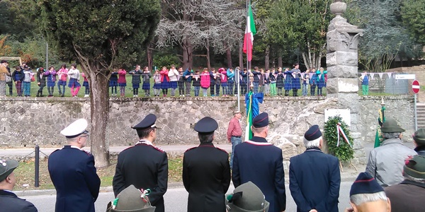 Borgo e il 4 Novembre. Foto della celebrazione a Ronta