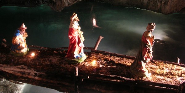 Presepe in Grotta. Uno spettacolo grazie ai volontari