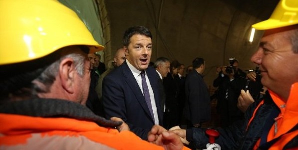 La diretta TV dell'inaugurazione della Variante con Renzi.