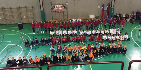 Il Natale magico della scuola di Ronta, foto dei piccoli artisti