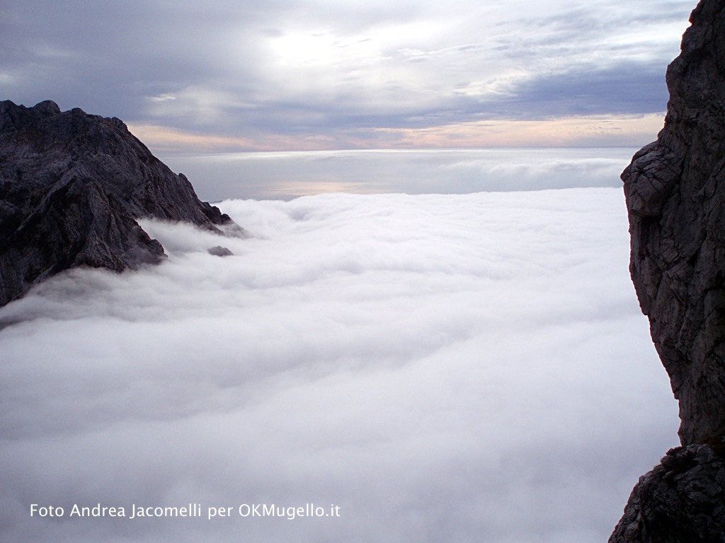 Dalle cime delle Alpi Apuane un saluto a OK!Mugello e al 2016