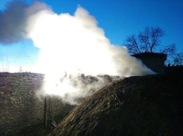 Accesa la Carbonaia nel Presepe Vivente di Luco