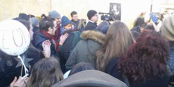 Bowie. Mugellani al Flash Mob di Firenze